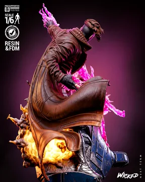 Gambit Sculpture thumbnail 3