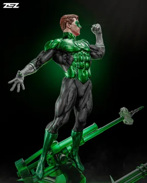 Green Lantern Sculpture thumbnail 6