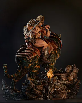 He man Sculpture thumbnail 5
