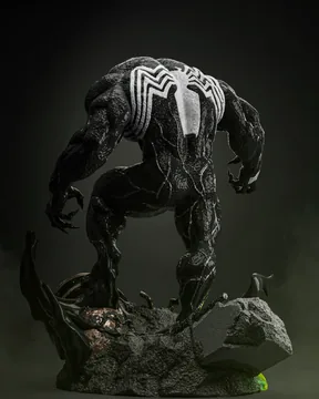 Venom Sculpture thumbnail 3