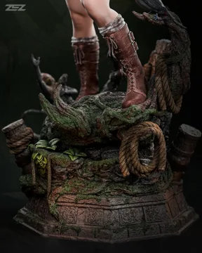 Lara Croft Sculpture thumbnail 2