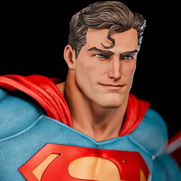 Superman Sculpture thumbnail 2