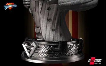 Superman Bust thumbnail 6