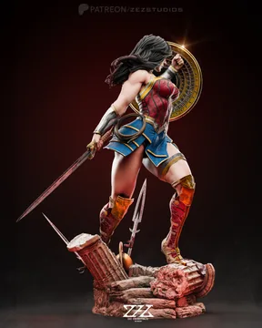Wonder Woman Sculpture thumbnail 2