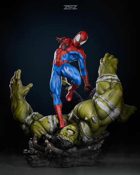 Spiderman Vs Hulk Sculpture