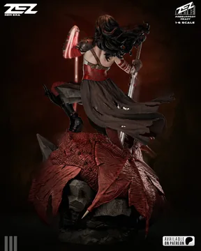 Wonderwoman Absolute Sculpture thumbnail 2