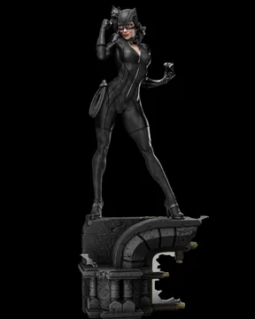 Catwoman Sculpture thumbnail 2