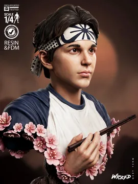 Larusso Bust thumbnail 2