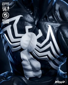 Spiderman Sculpture thumbnail 4