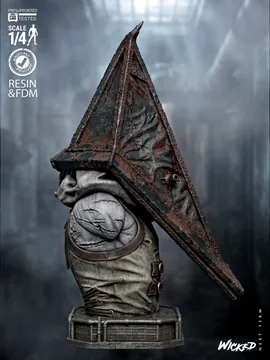 Pyramid Head Bust thumbnail 2