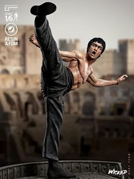 Bruce Lee Sculpture thumbnail 2