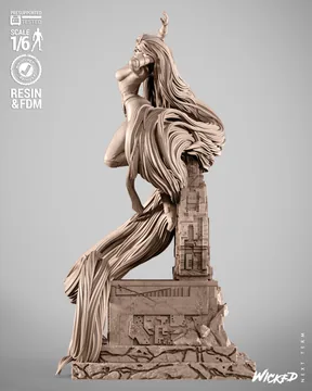 Medusa Sculpture thumbnail 2