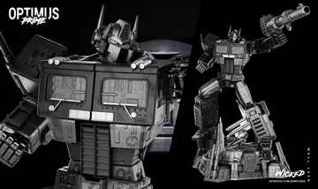 Optimus Prime Sculpture thumbnail 1