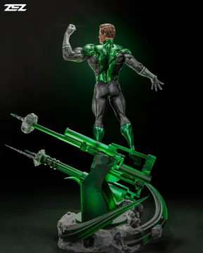 Green Lantern Sculpture thumbnail 4
