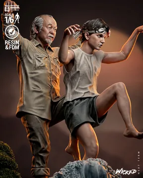 Larusso and Miyagi Diorama thumbnail 3