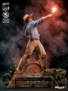 Alan Grant Sculpture thumbnail 2