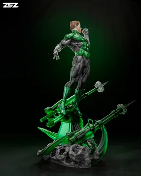Green Lantern Sculpture thumbnail 3