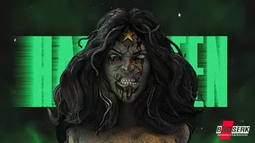 Wonder Woman Bust thumbnail 2