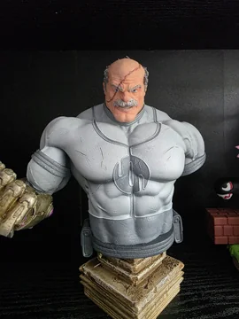 Conquest Bust thumbnail 1